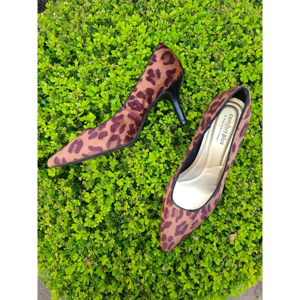 NWT  Leopard Print Heels by Predictions
